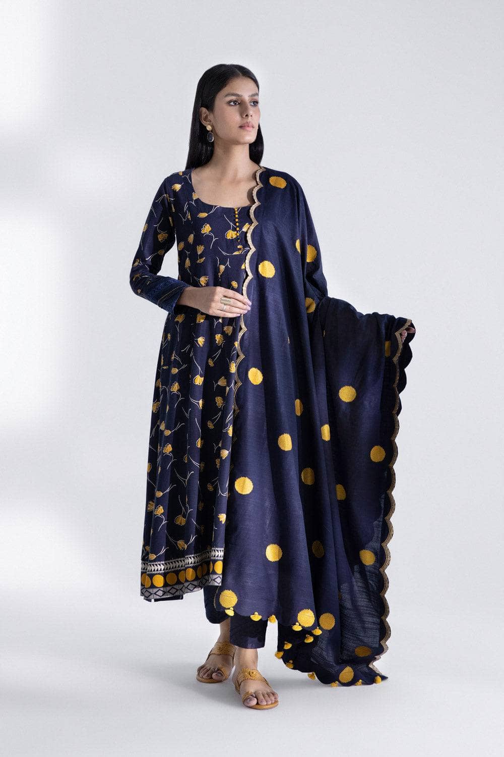 img_sapphire_winter_2022_awwal_boutique