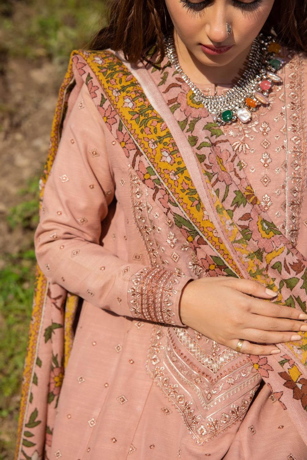 img_sapphire_winter_2022_awwal_boutique