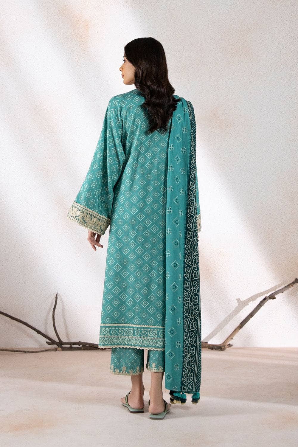 img_sappahire_winter_collection_awwal_boutique