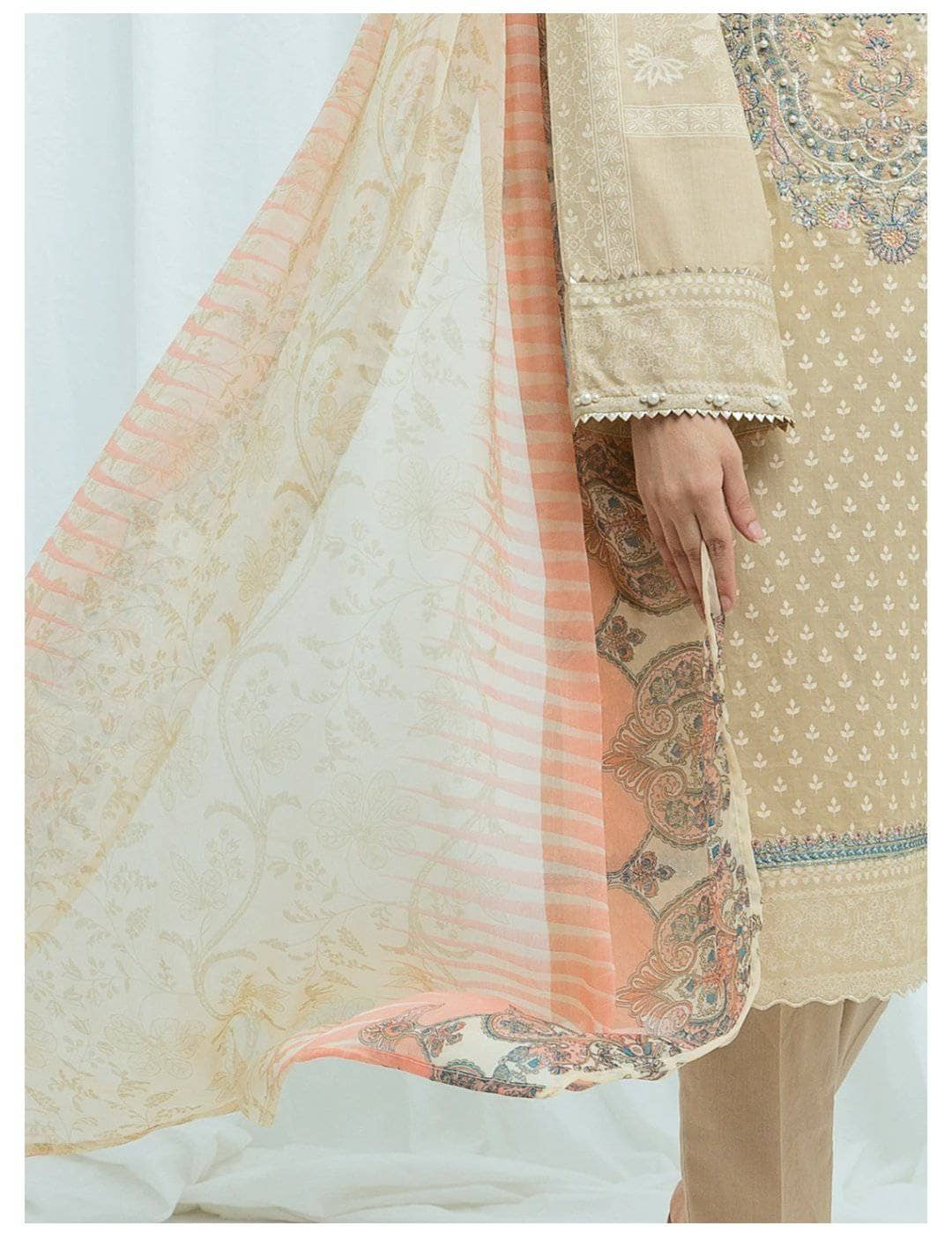 img_beechtree_lawn_2021_awwal_boutique