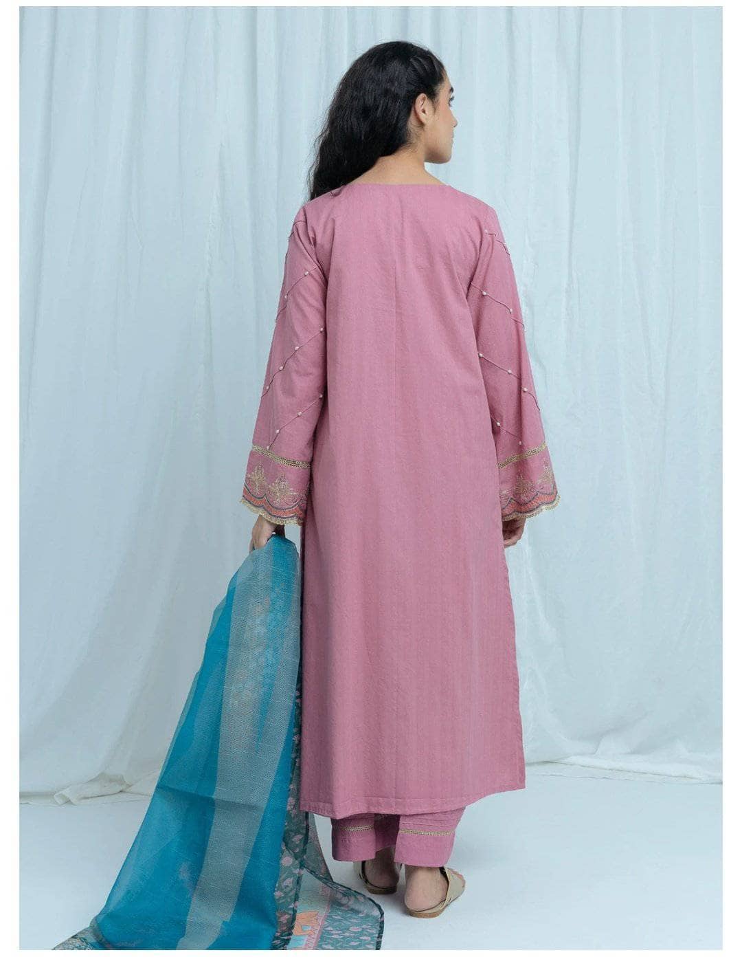 img_beechtree_lawn_2021_awwal_boutique