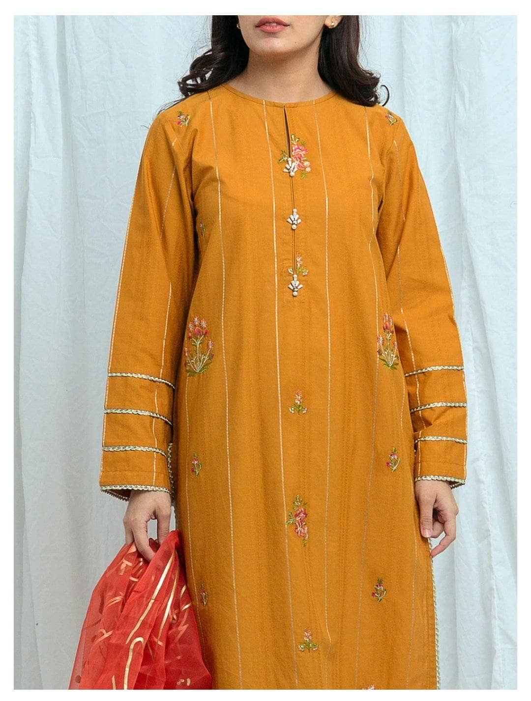 img_beechtree_lawn_2021_awwal_boutique