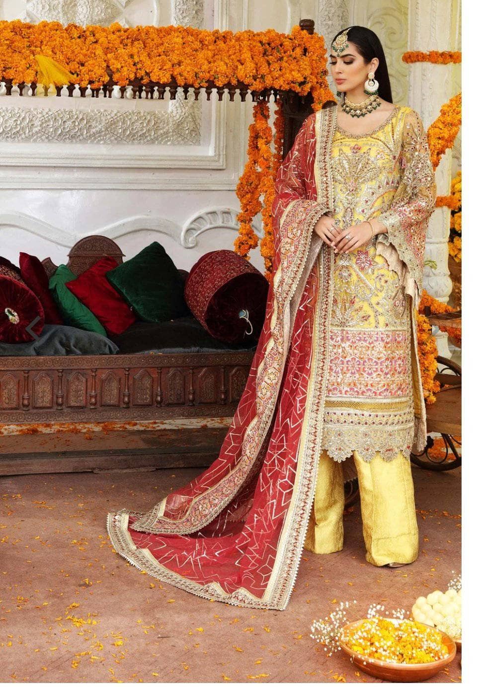 img_shamrock_resplendent_awwal_boutique
