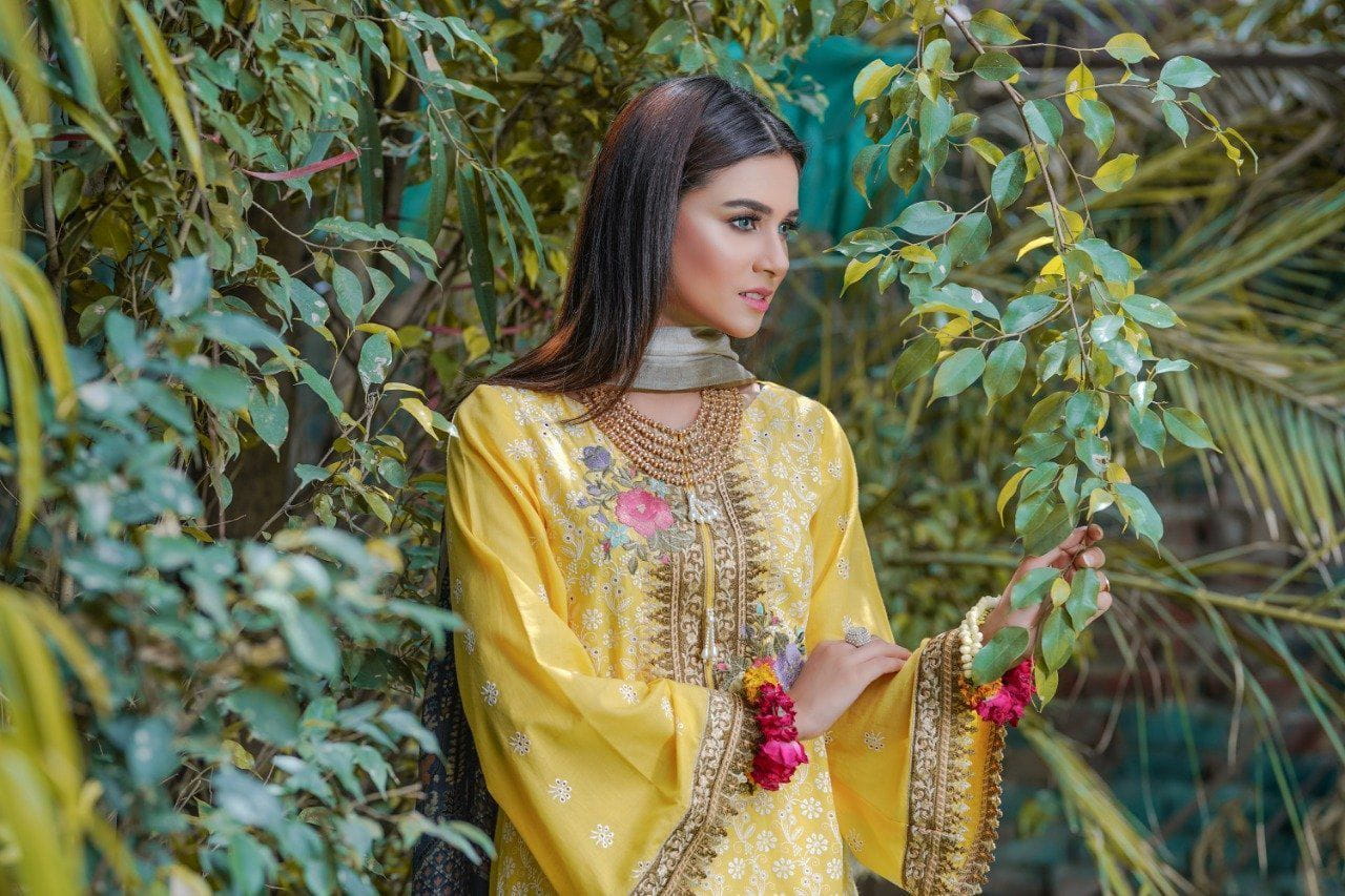 img_anamta_schiffly_lawn_collection_awwal_boutique