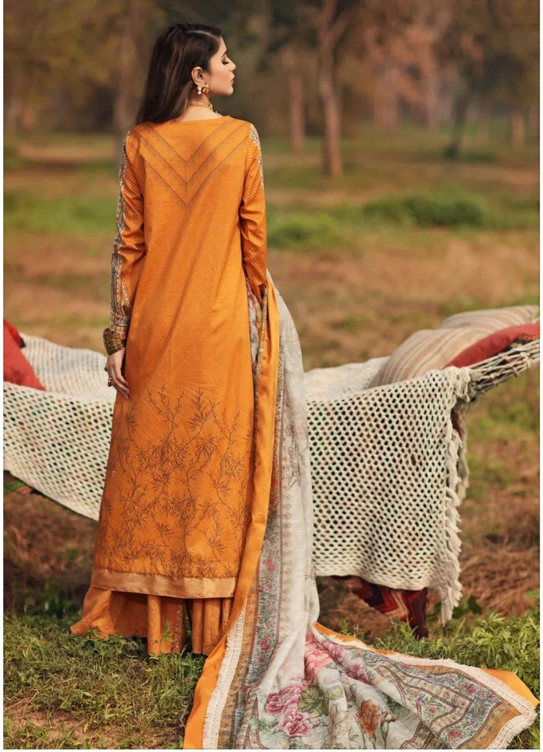 img_shiza_hassan_lawn_collection_awwal_boutique