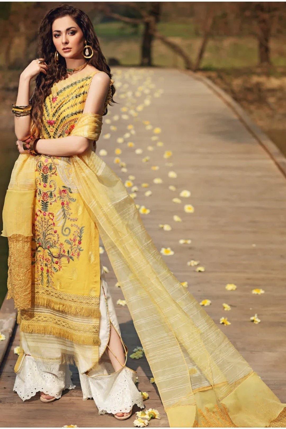 img_shiza_hassan_lawn_collection_awwal_boutique