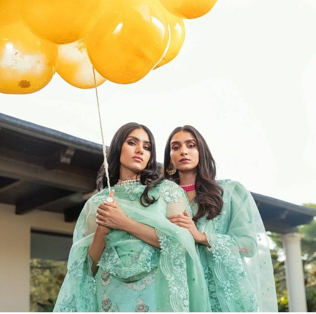img_so_kamal_luxury_lawn_2021_awwal_boutique