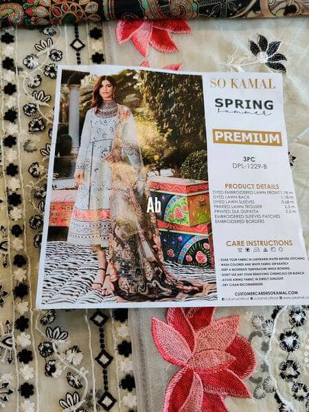 img_open_pics_so_kamal_lawn-2021_awwal_boutique