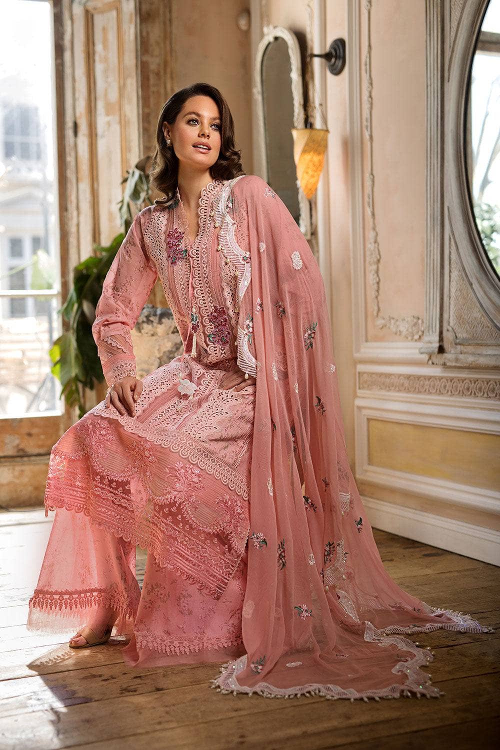 img_sobia_nazir_lawn_23_awwal_boutique