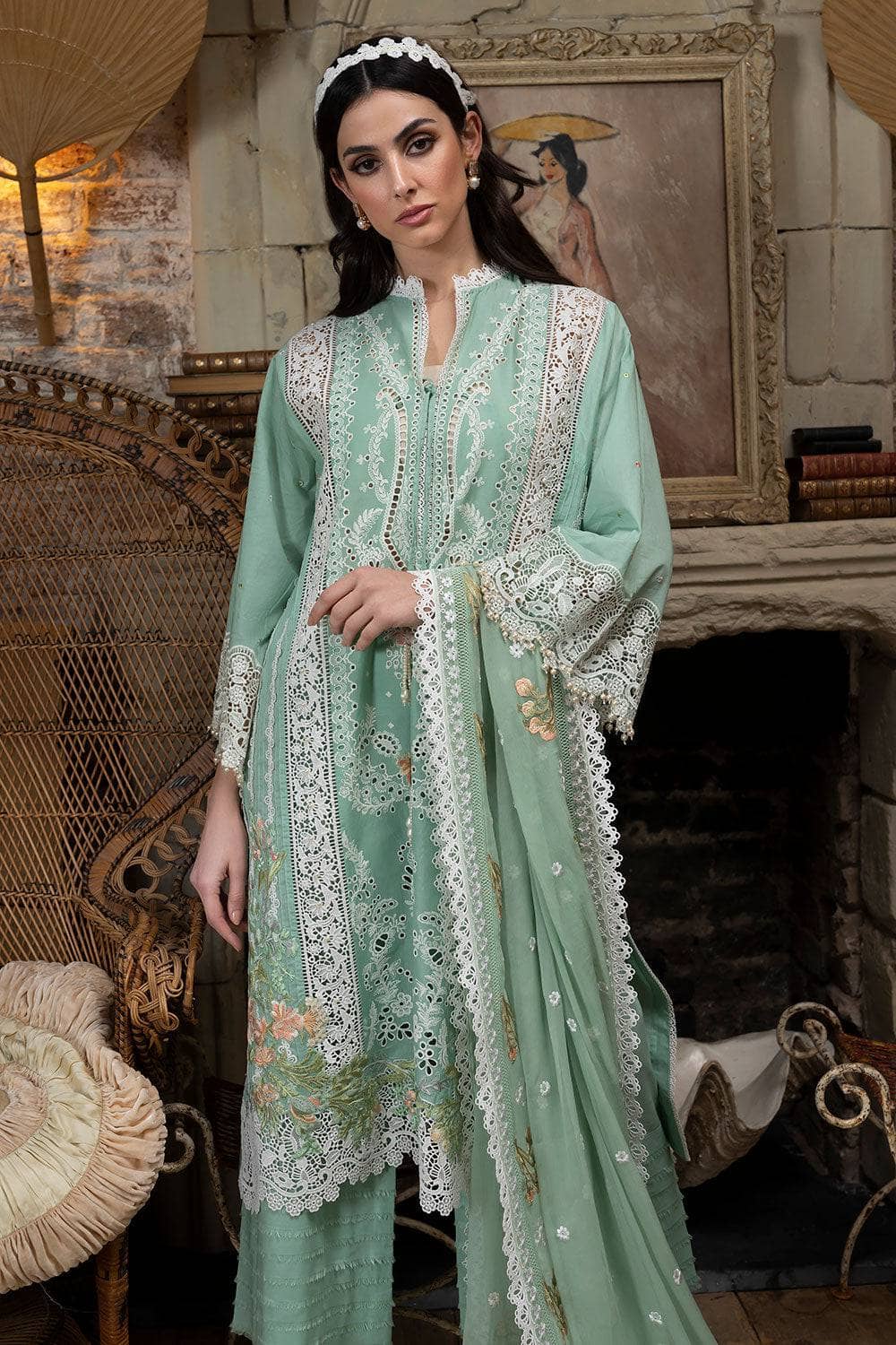 img_sobia_nazir_lawn_23_awwal_boutique