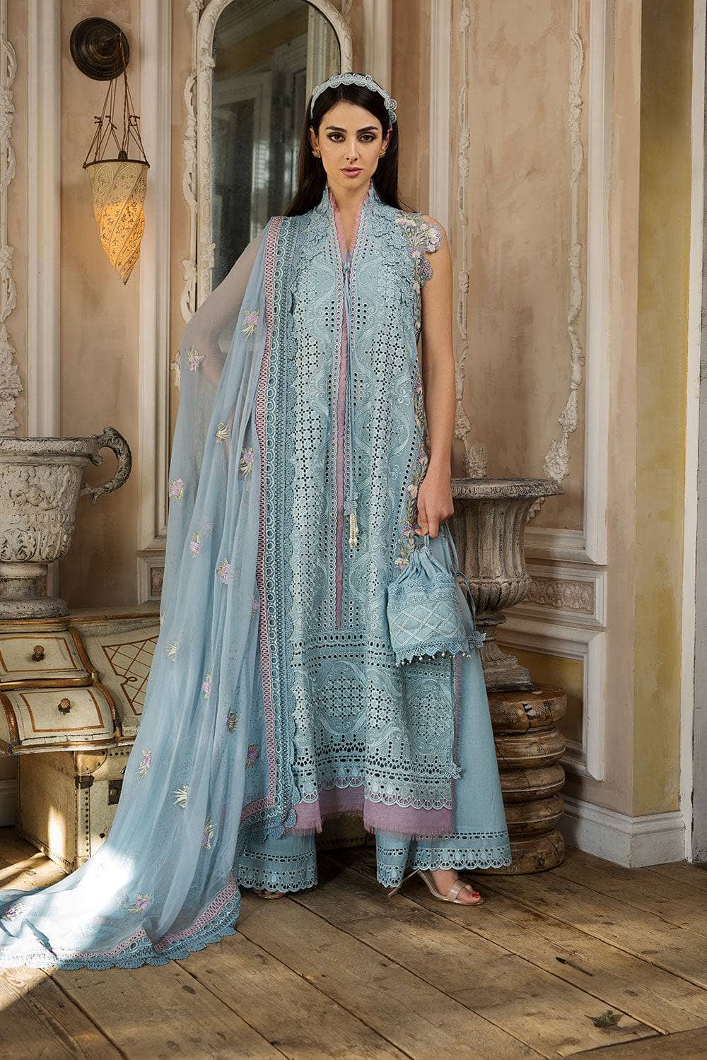 img_sobia_nazir_lawn_23_awwal_boutique