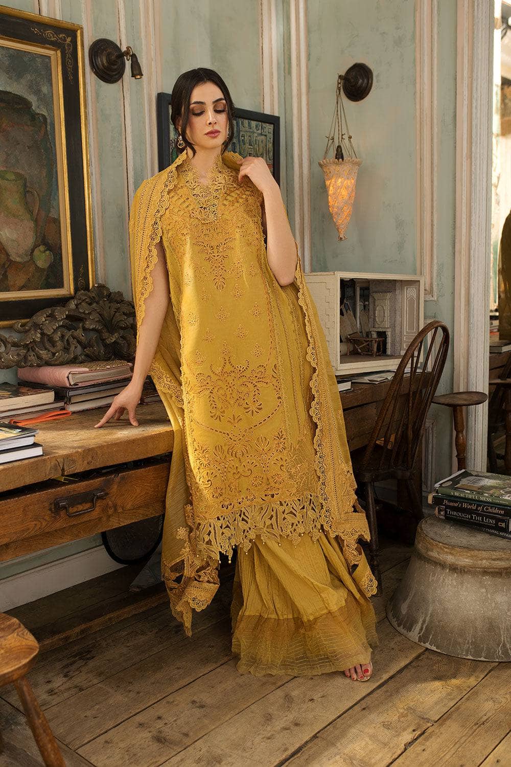 img_sobia_nazir_lawn_23_awwal_boutique