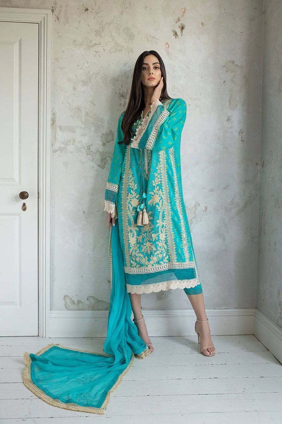 img_sobia_nazir_vital_lawn_2021_awwal_boutique