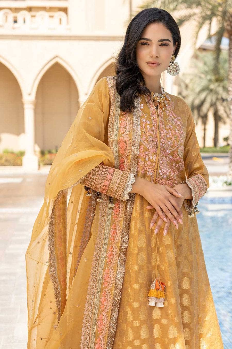 img_sobia_nazir_lawn_22_awwal_boutique
