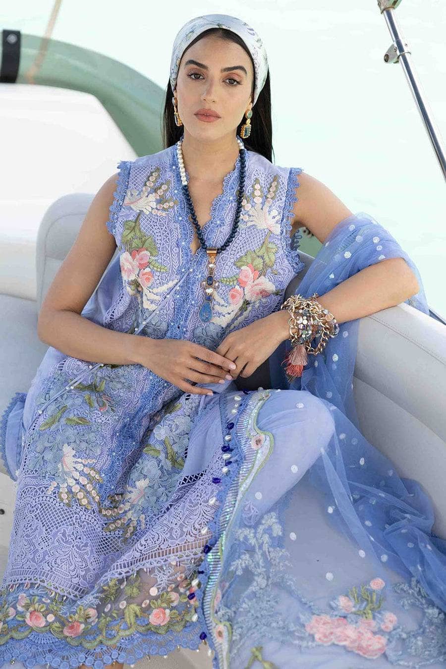 img_sobia_nazir_lawn_22_awwal_boutique