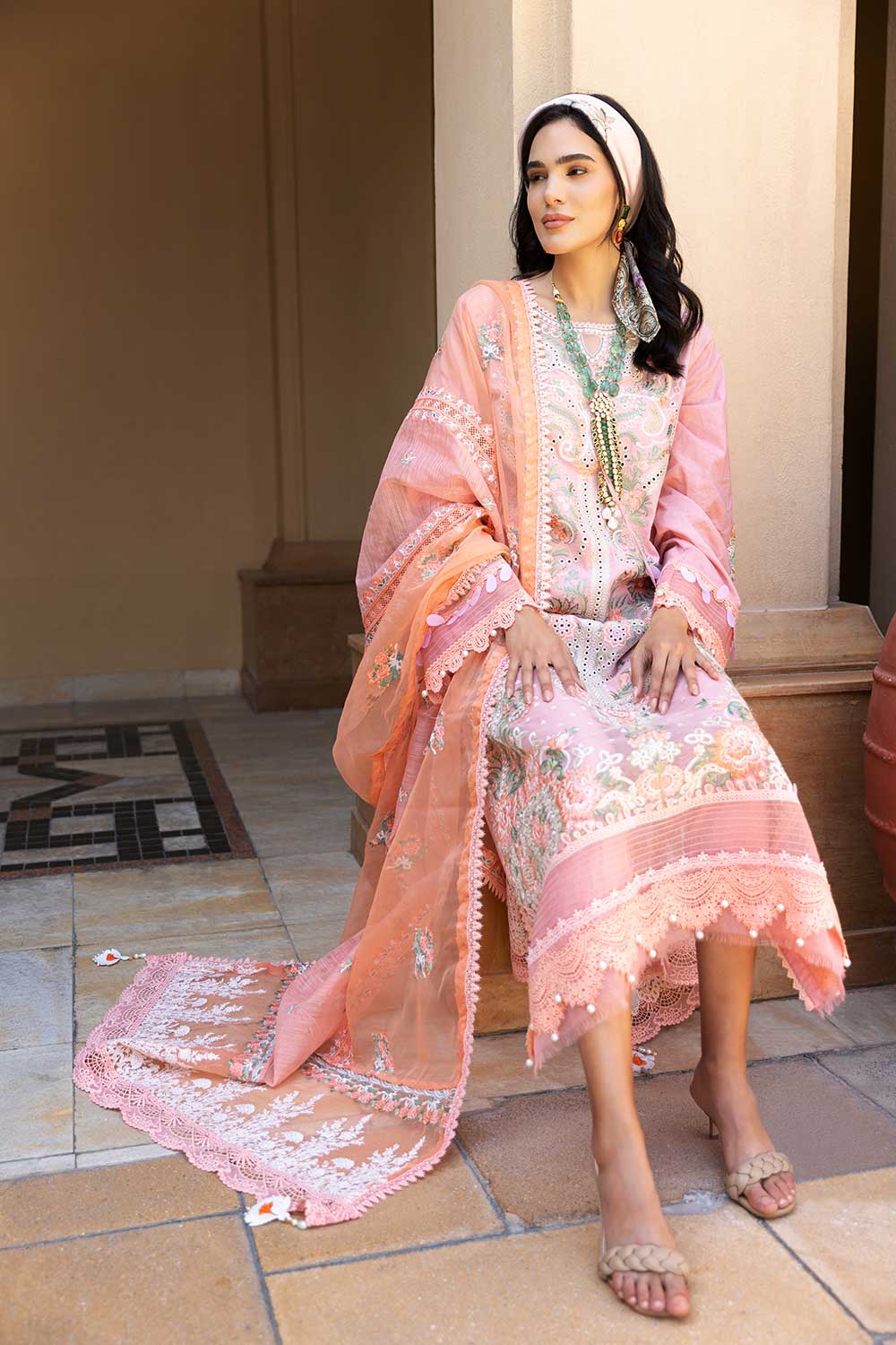 img_sobia_nazir_lawn_22_awwal_boutique