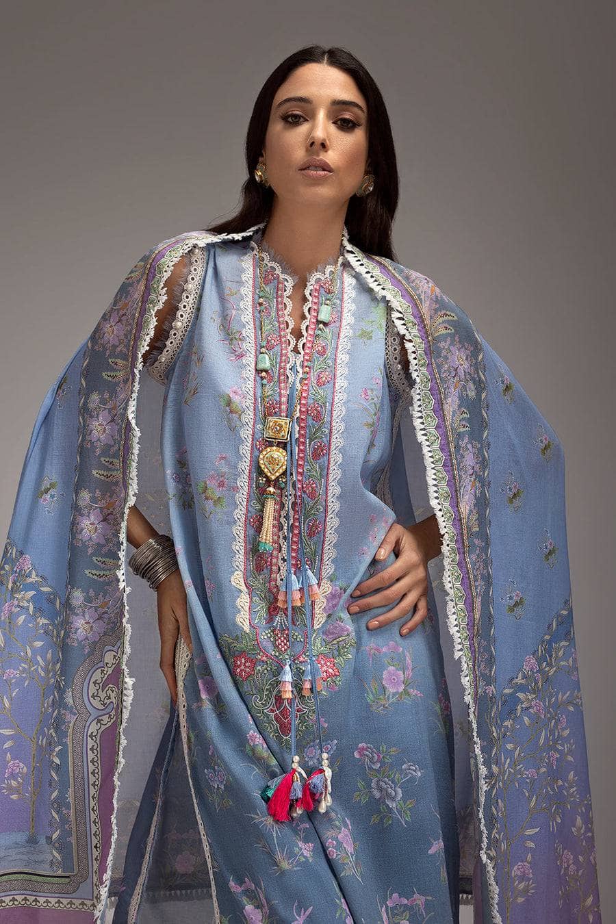 img_sobia_nazir_lawn_prints_22_awwal_boutique