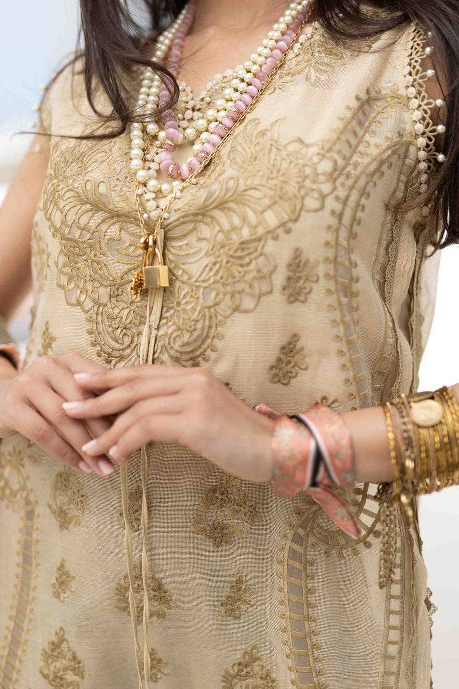 img_sobia_nazir_lawn_22_awwal_boutique