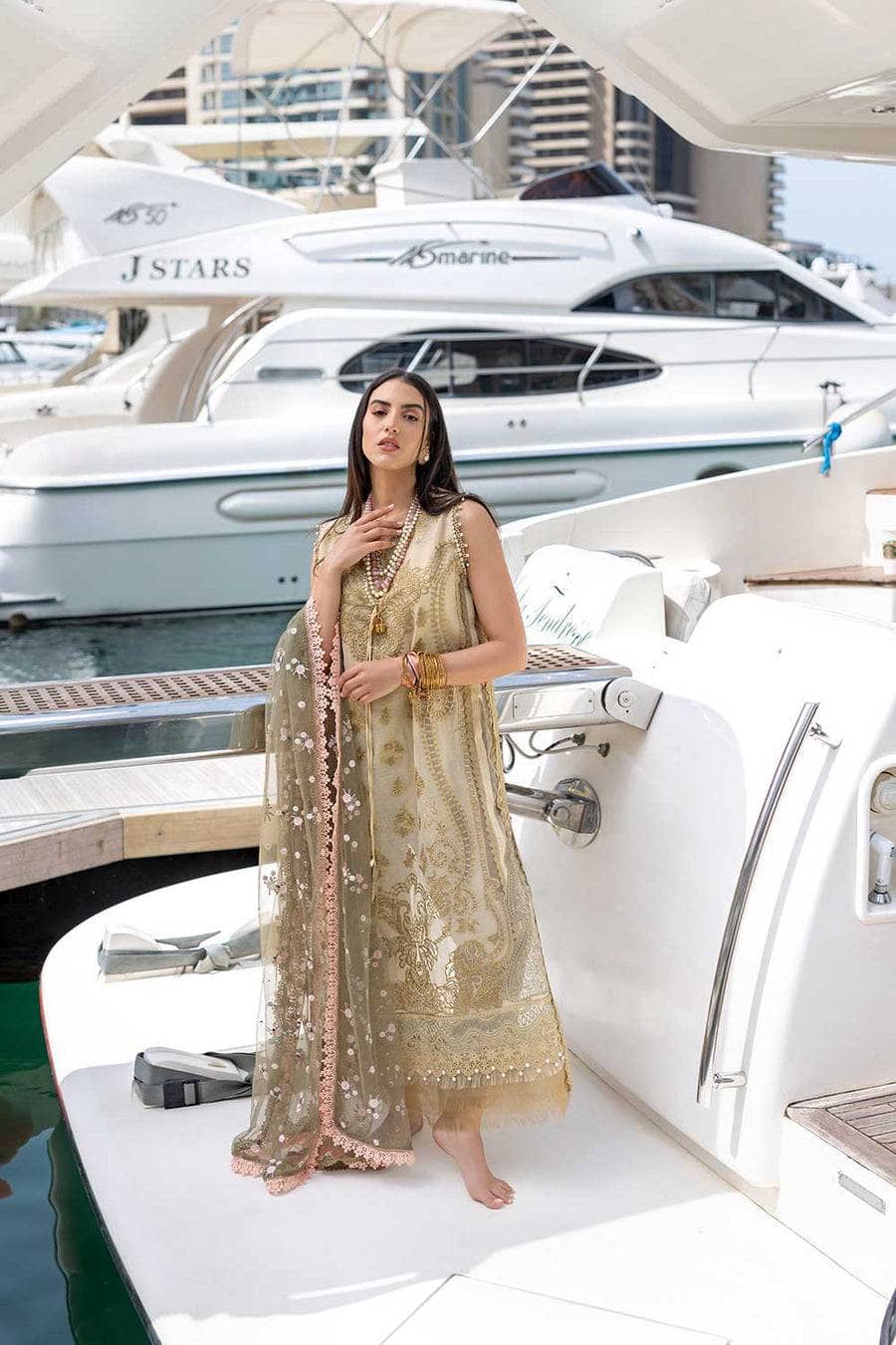 img_sobia_nazir_lawn_22_awwal_boutique