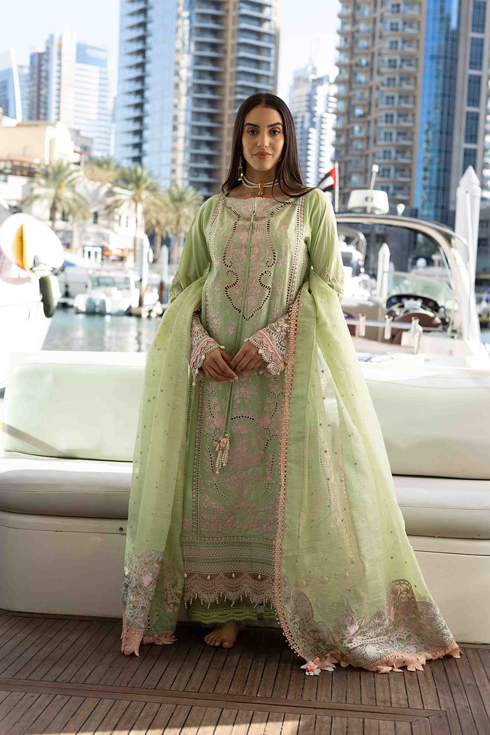img_sobia_nazir_lawn_22_awwal_boutique