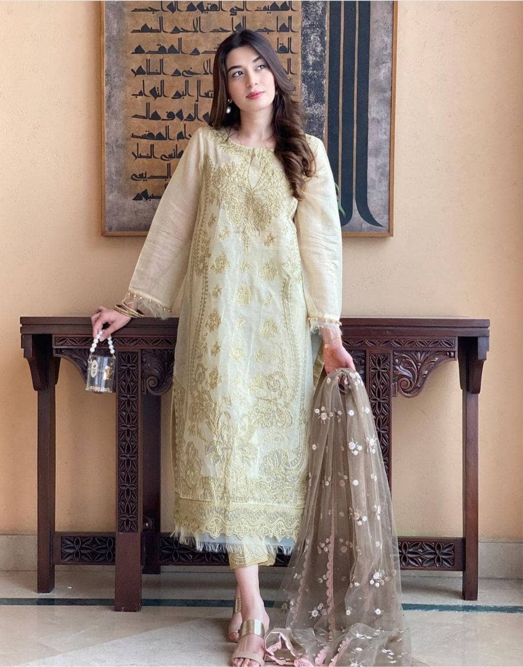 img_sobia_nazir_lawn_22_awwal_boutique