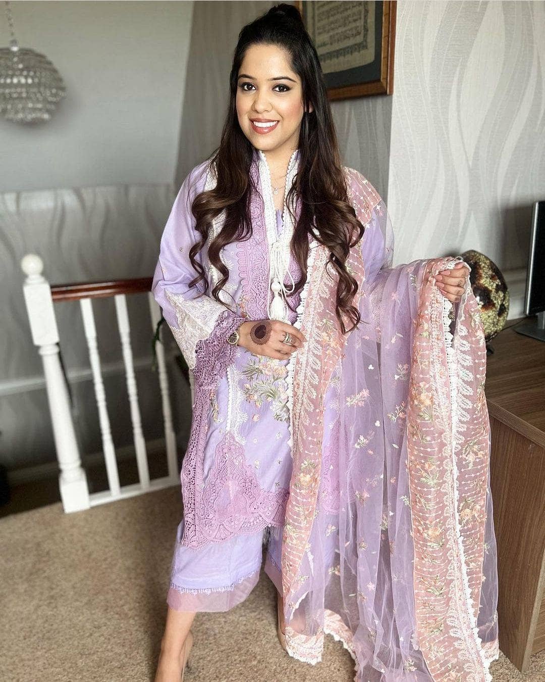 img_sobia_nazir_lawn_23_awwal_boutique