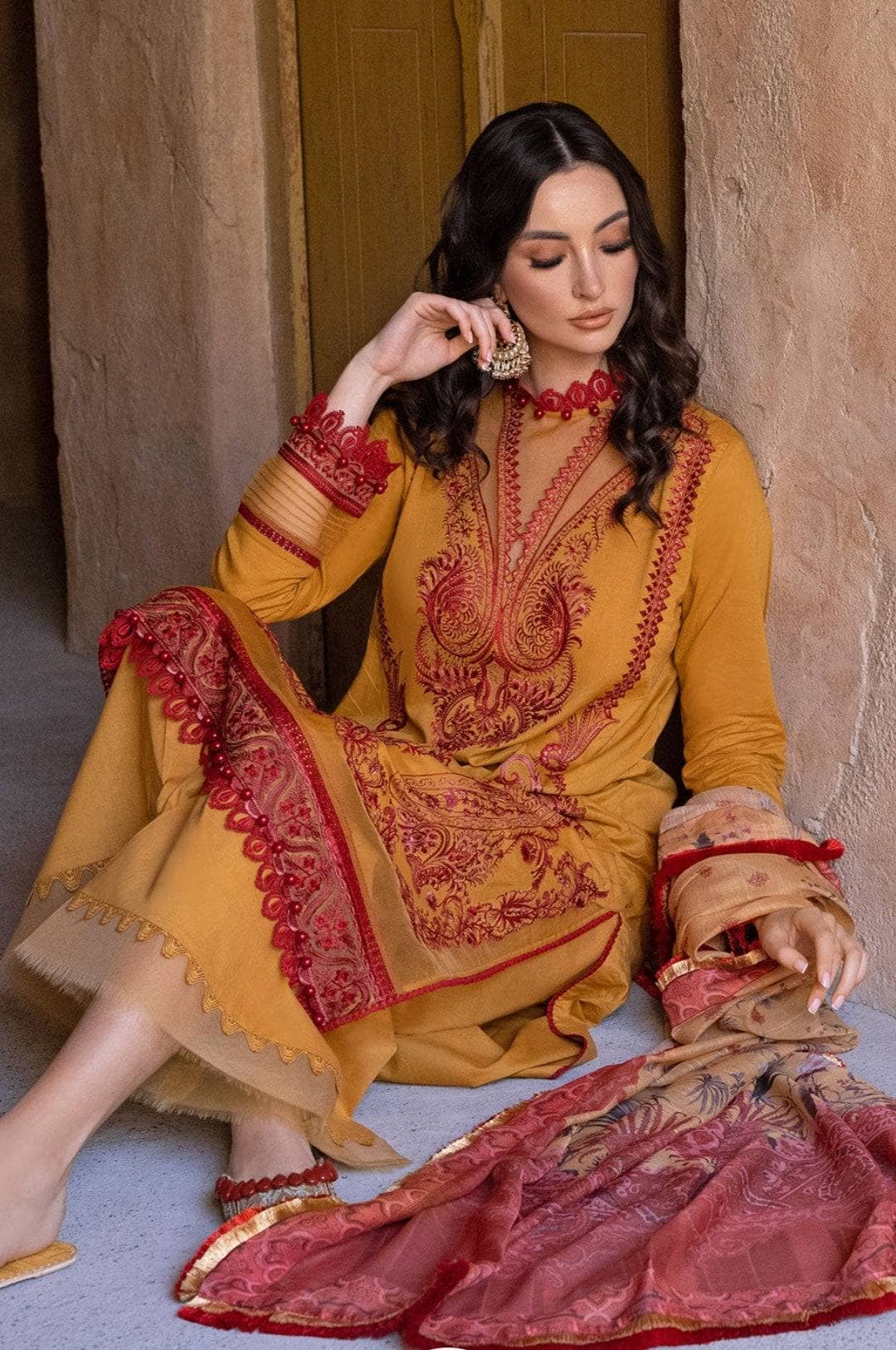 img_sobia_nazir_vital_lawn_22_awwal_boutique