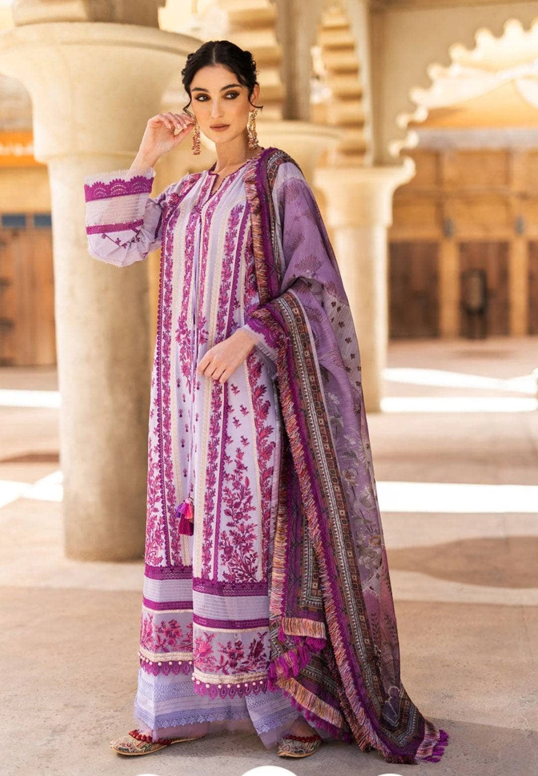 img_sobia_nazir_vital_lawn_22_awwal_boutique