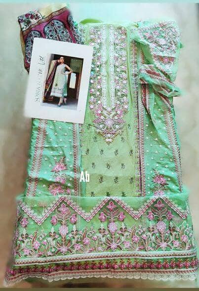 img_open_pic_sobia_nazir_vital_lawn_awwal_boutique