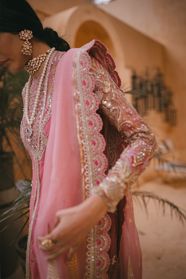 img_suffuse_by_sana_yasir_freeshia_wedding_edition_awwal_boutique