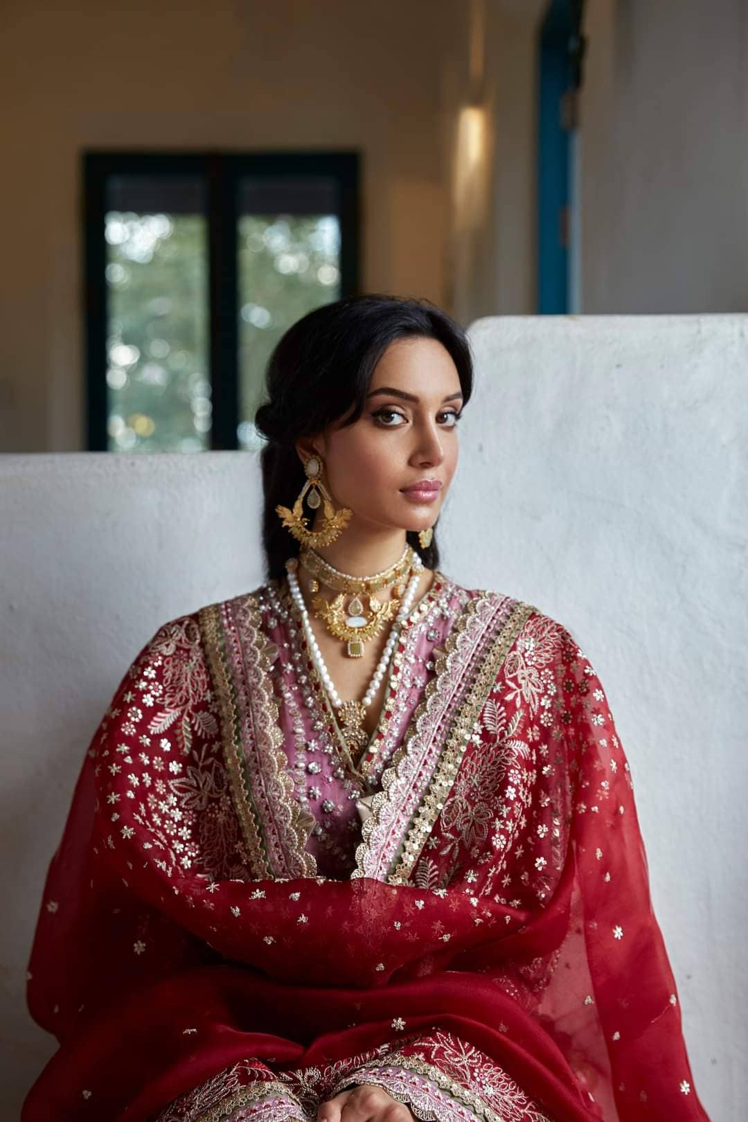 img_suffuse_by_sana_yasir_freesia_2022_wedding_edition_awwal_boutique