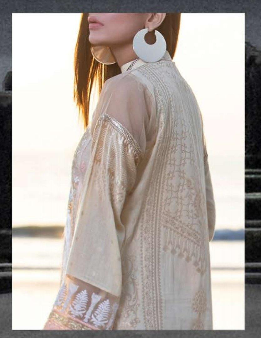 img_tajnoor_by_mahamir_lawn_awwal_boutique