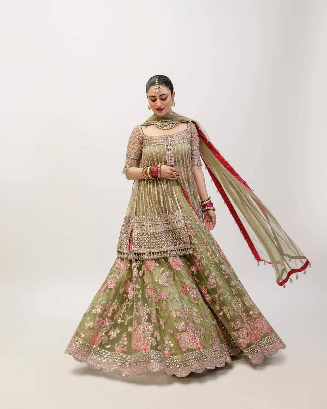 img_tammam_by_hussain_rehar_awwal_boutique