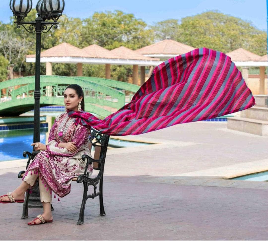 img_nazli_by_tawakkal_lawn_22_awwal_boutique