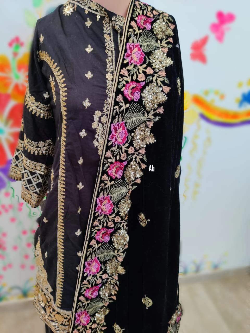 img_velvet_embroidered_shawl_collection_awwal_boutique