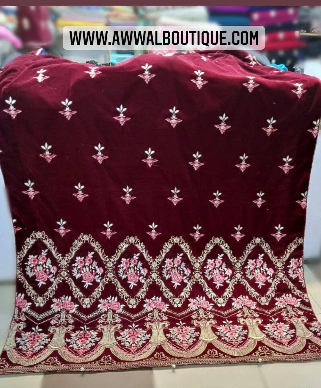 img_velvet_embroidered_shawls_awwal_boutique