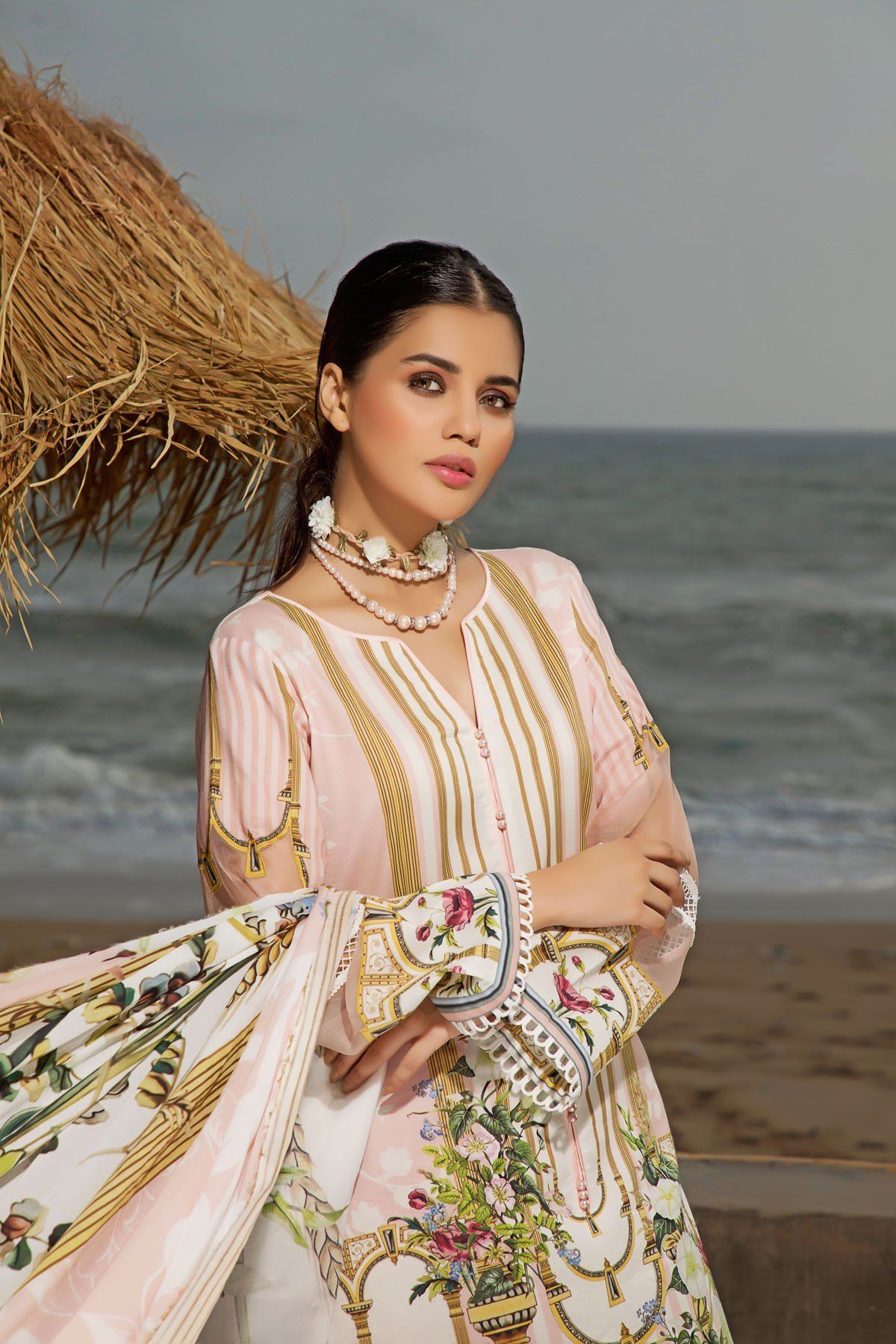 img_firdous_tropical_lawn_collection_awwal_boutique