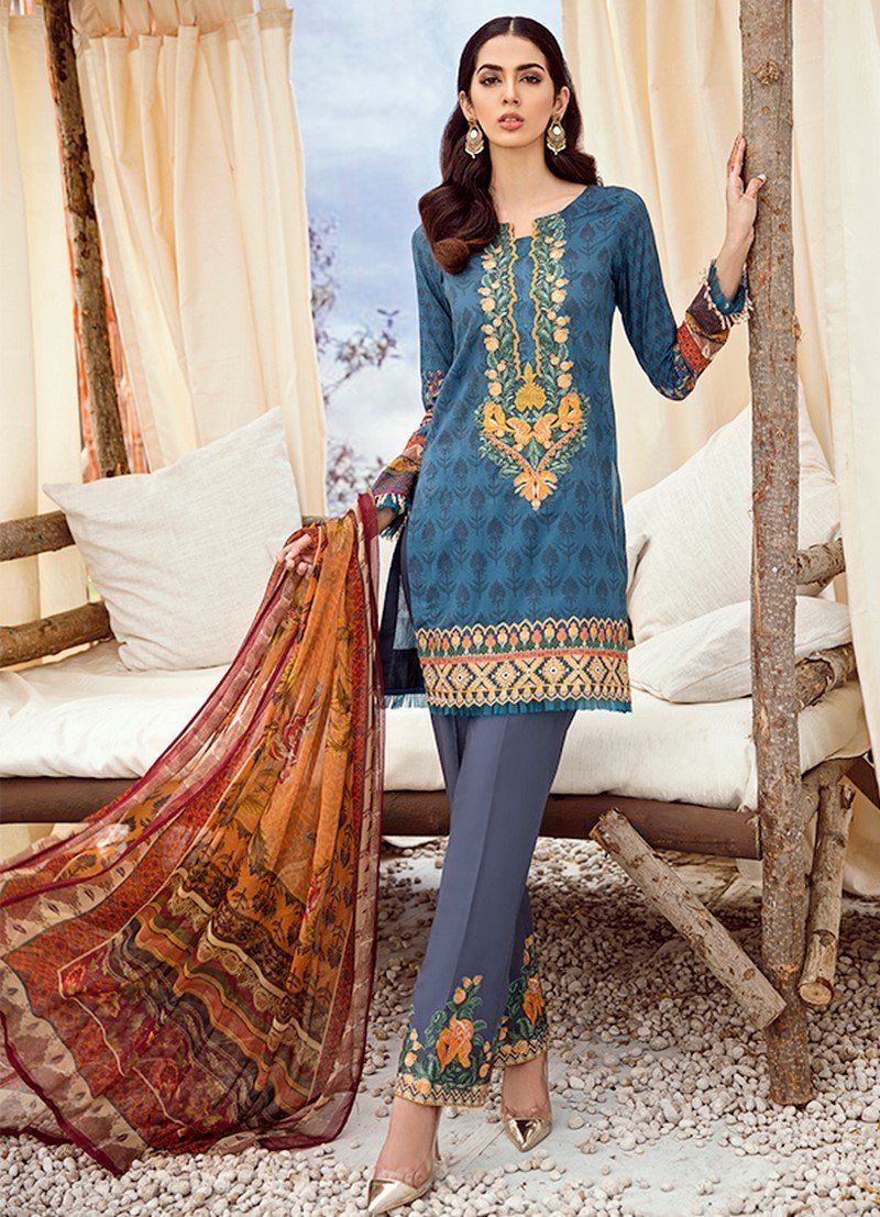 img_iznik_chinon_lawn_collection_awwal_boutique