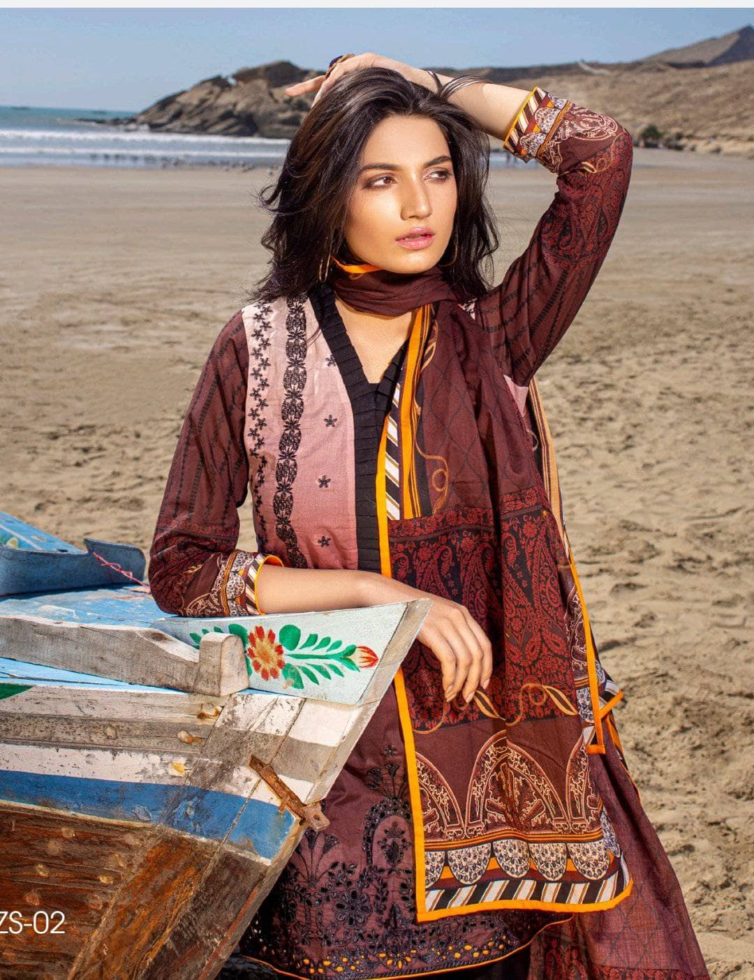 img_ravishing_embroidered_lawn_by_z_s_textiles_awwal_boutique