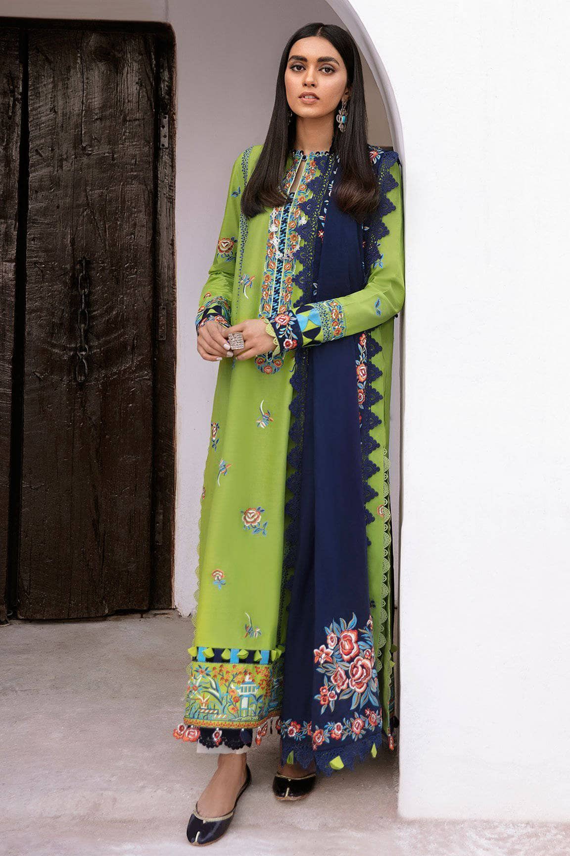 img_zaha_lawn_2021_awwal_boutique