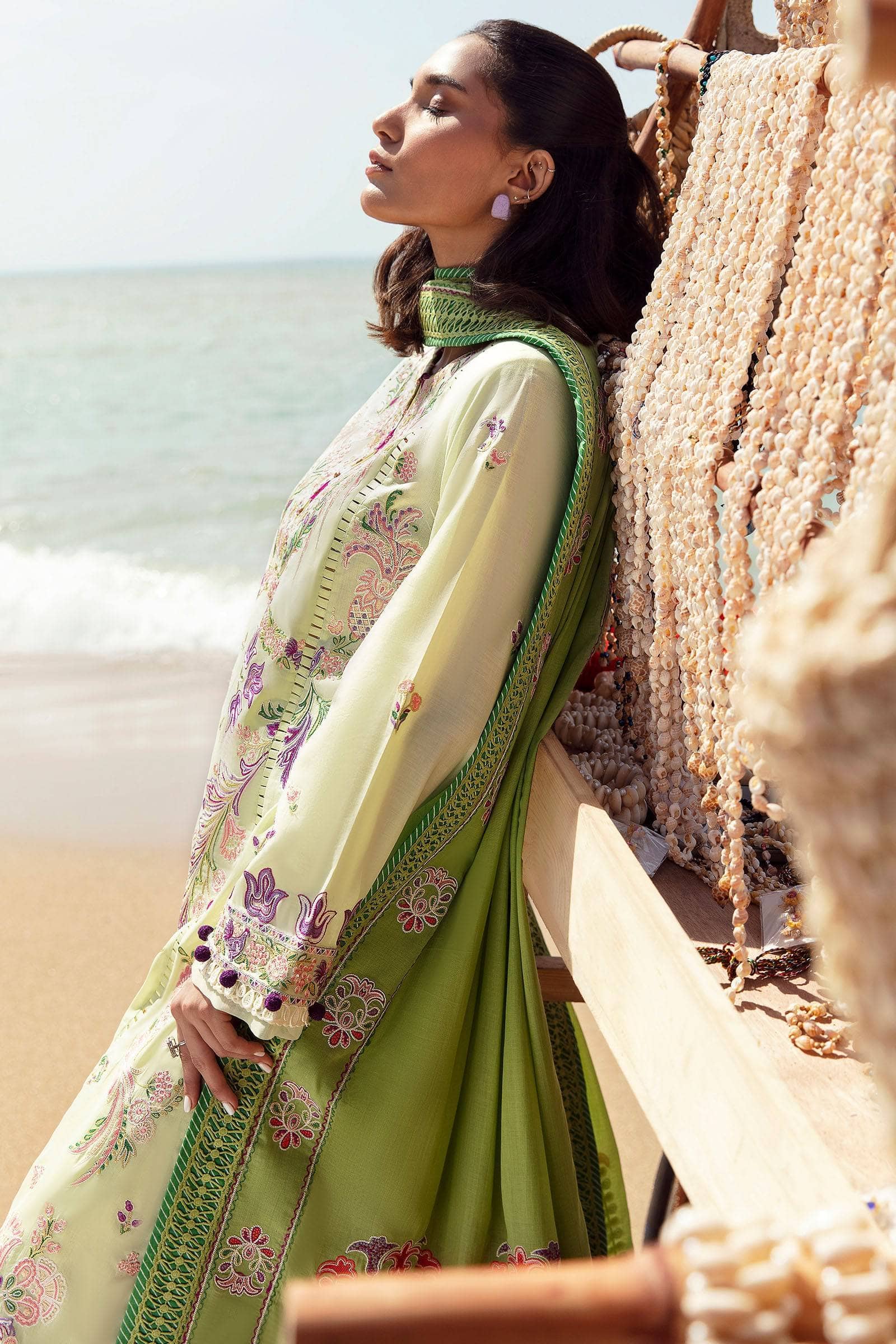 img_zaha_lawn_2023_awwal_boutique