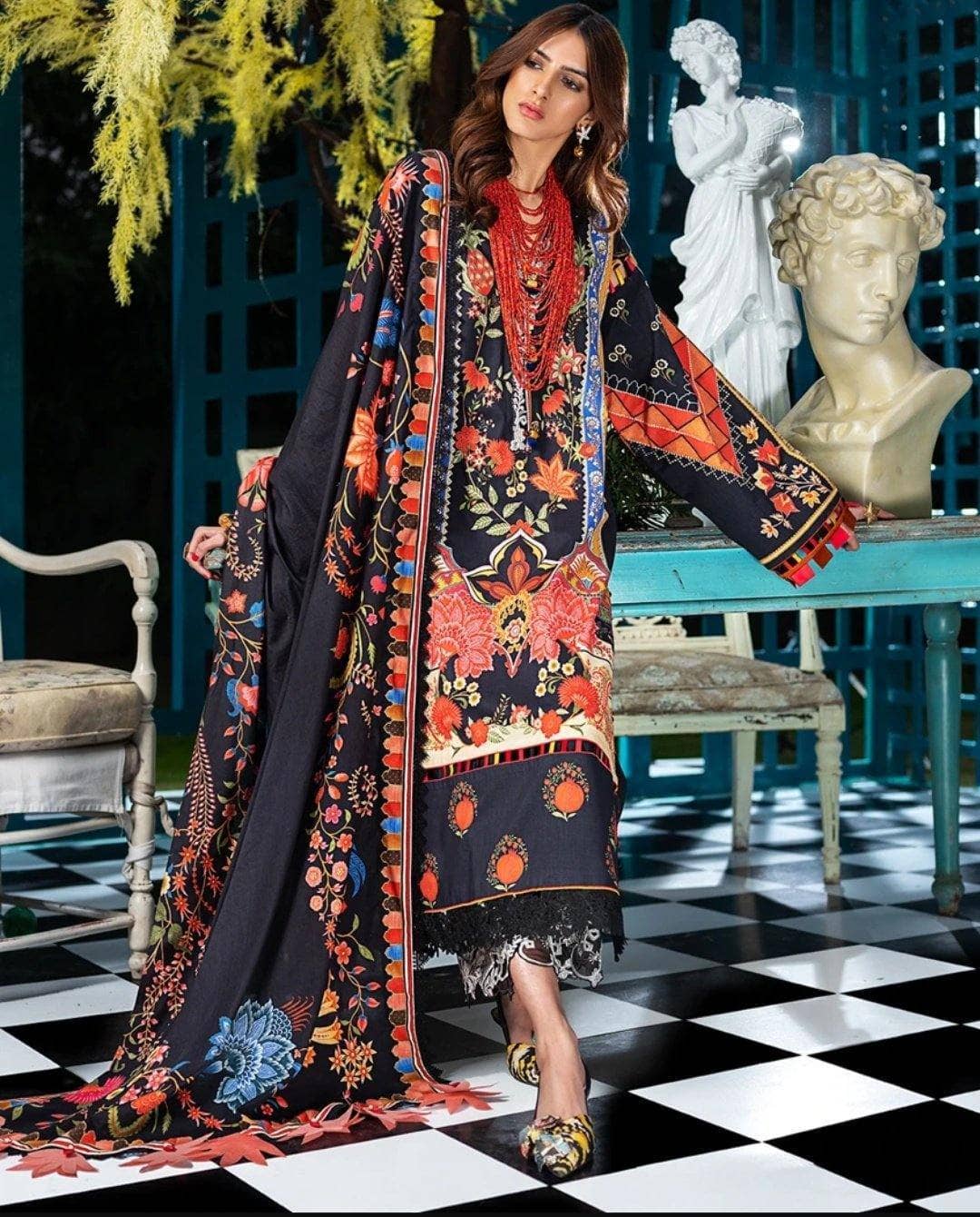 img_zaha_lawn_by_elan_awwal_boutique