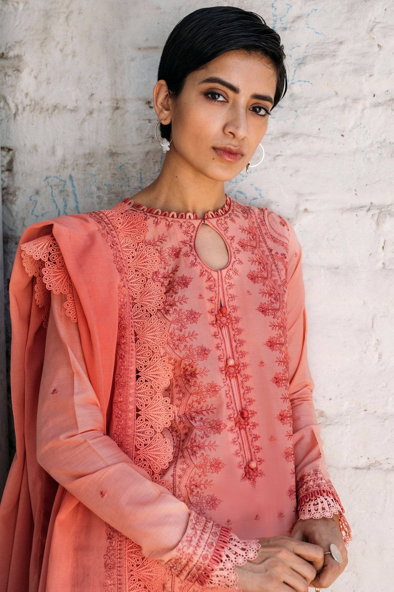 img_zaha_humrahi_winter_collection_awwal_boutique