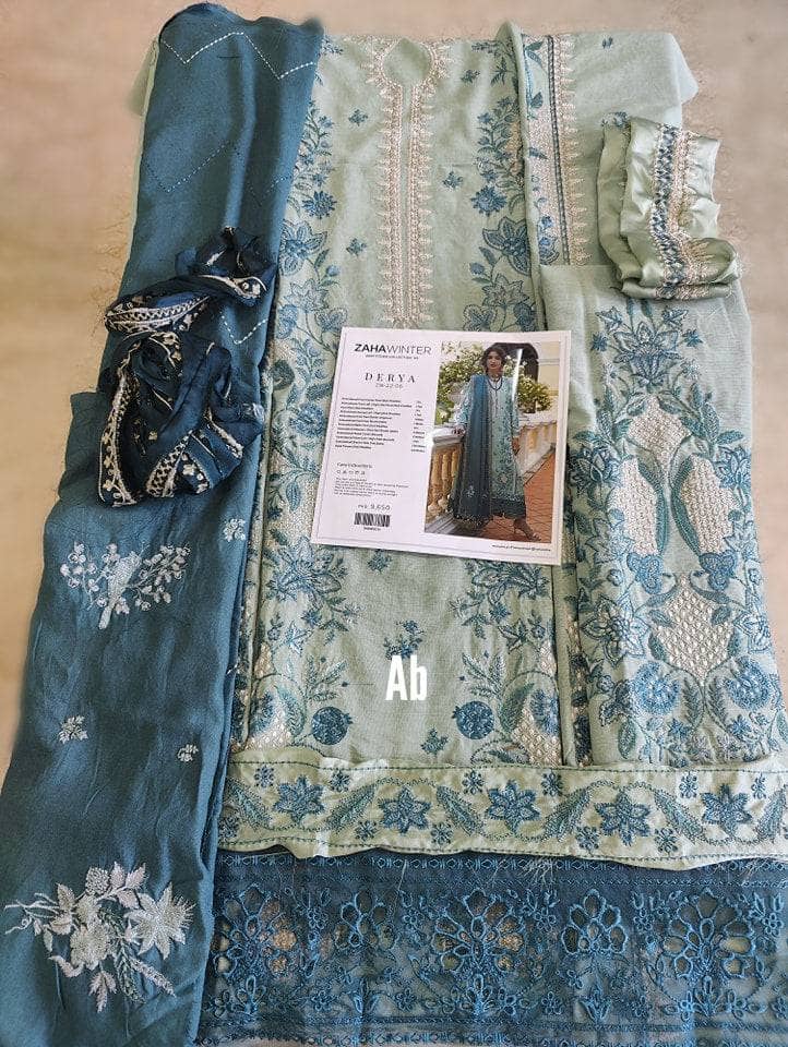 img_open_pic_zaha_winter_22_awwal_boutique