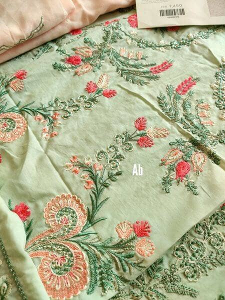 img_zaha_festive_lawn_21_awwal_boutique