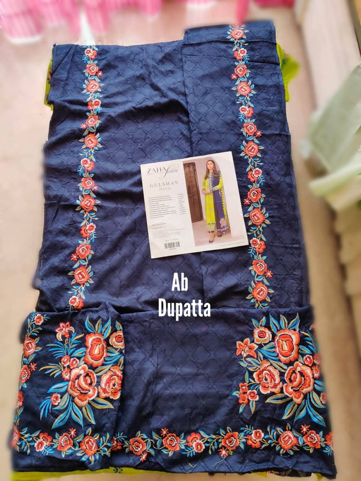 img_zaha_festive_lawn_21_awwal_boutique