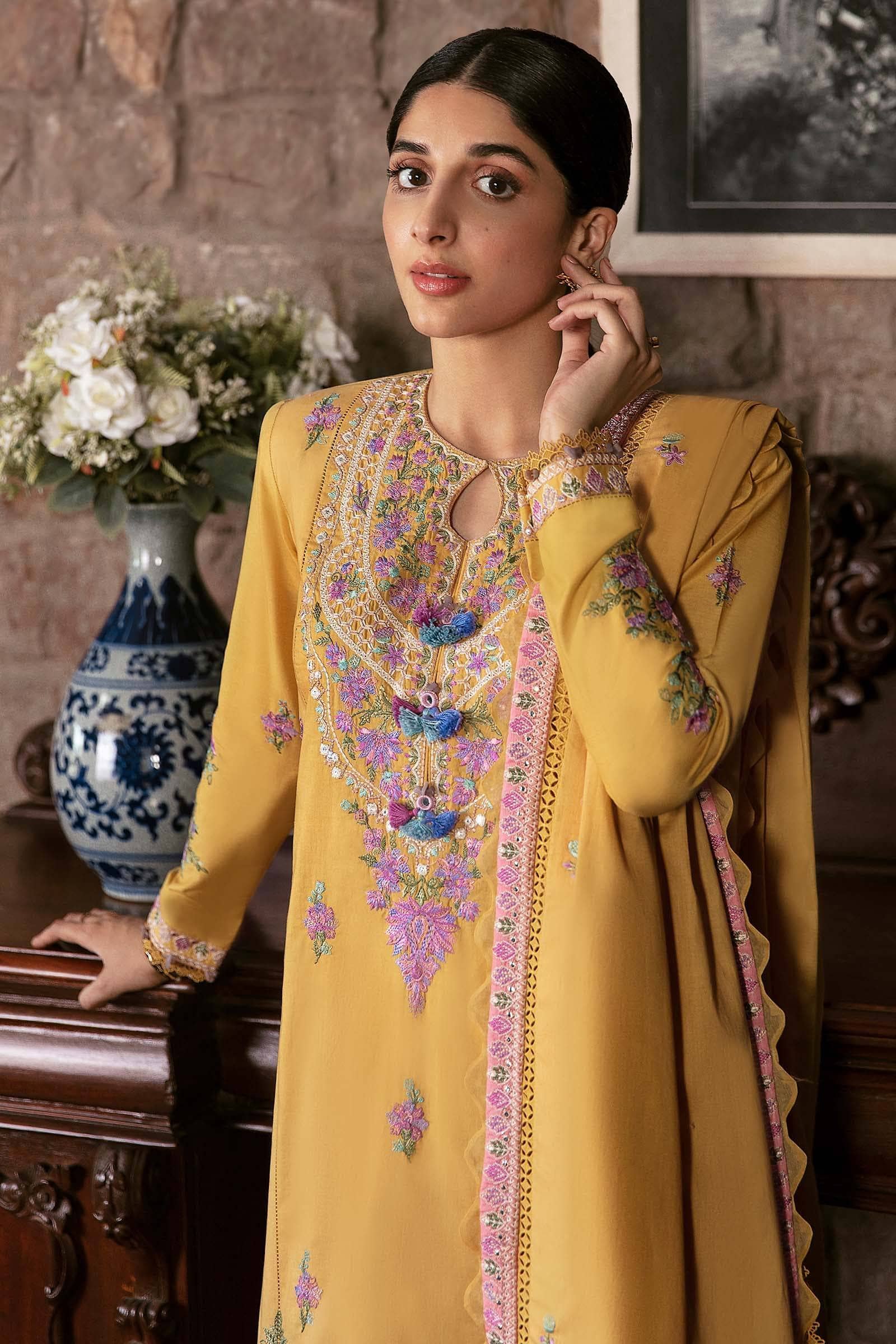 img_zaha_festive_lawn_22_awwal_boutique