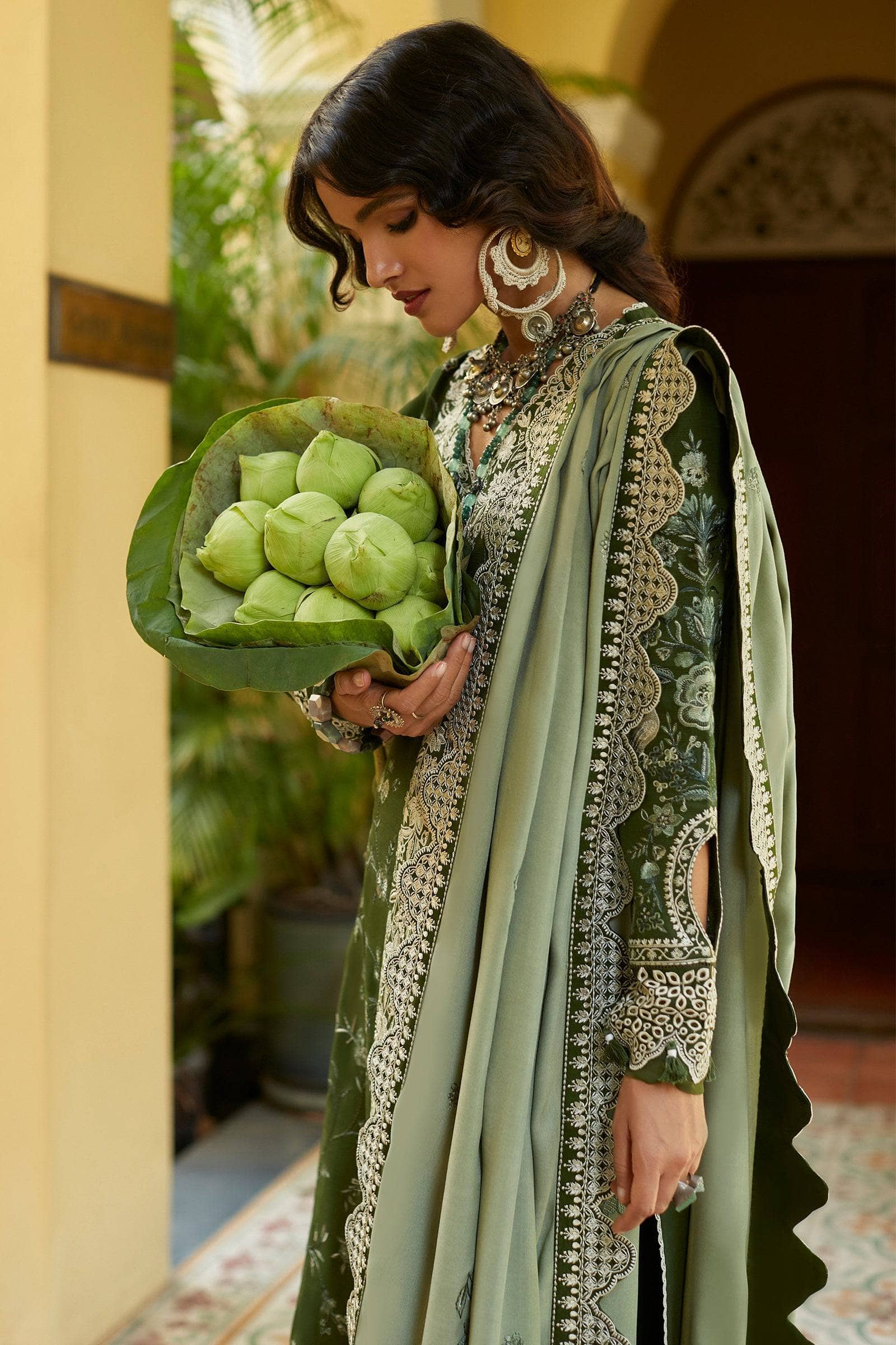 img_zaha_winter_22_awwal_boutique_awwal_boutique