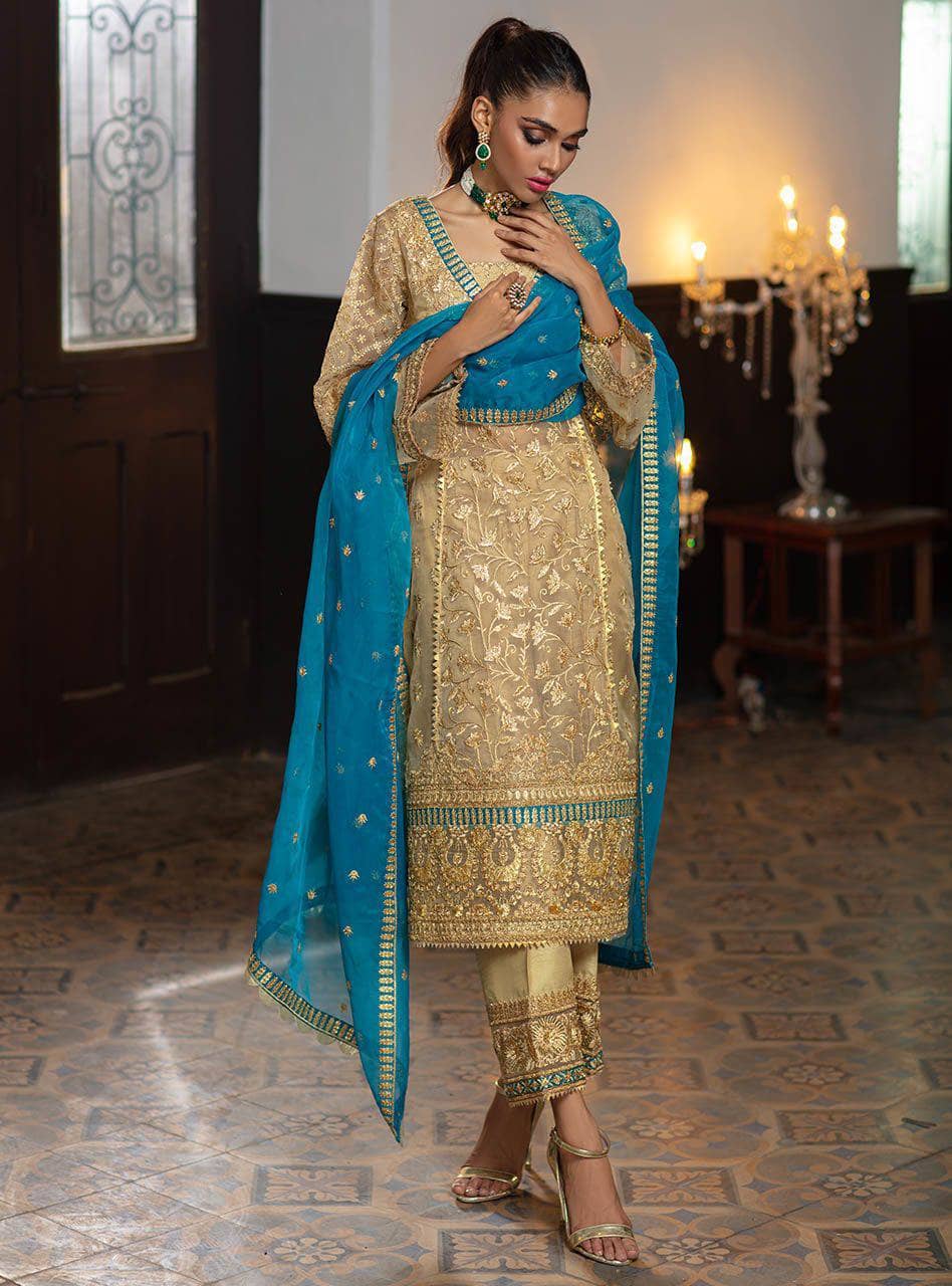 img_zainab_chottani_wedding_festive_awwal_boutique