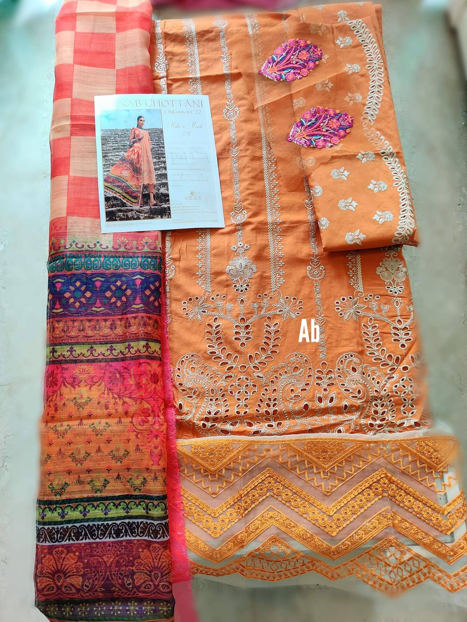 img_open_pic-zainab_chottani_lawn_22_awwal_boutique